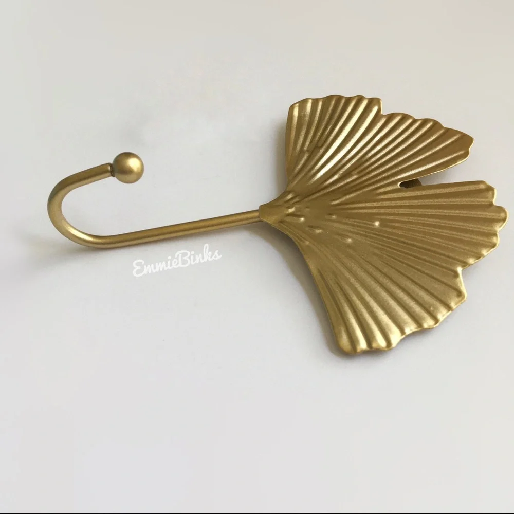 ✨3for$38 New 1 Piece Gingko Leaf Wall Hook | Home Decor Wall Accent Organizing